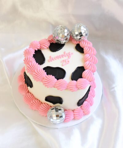 Cowgirl Groove Retro - Heart shape